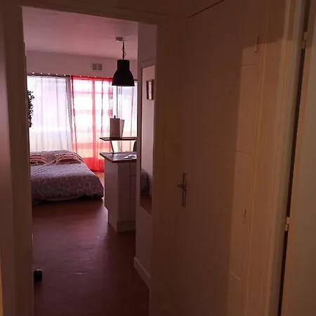 տтυdισ126 Moderne Spacieux Lumineux Apartment